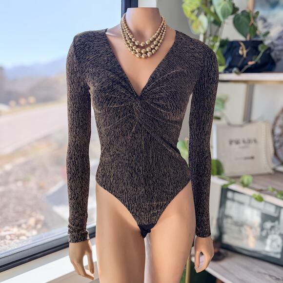 NWT Miami of Francescas Metallic Twist Front Stretch Long Sleeve Body Suit-Small - Picture 2 of 11